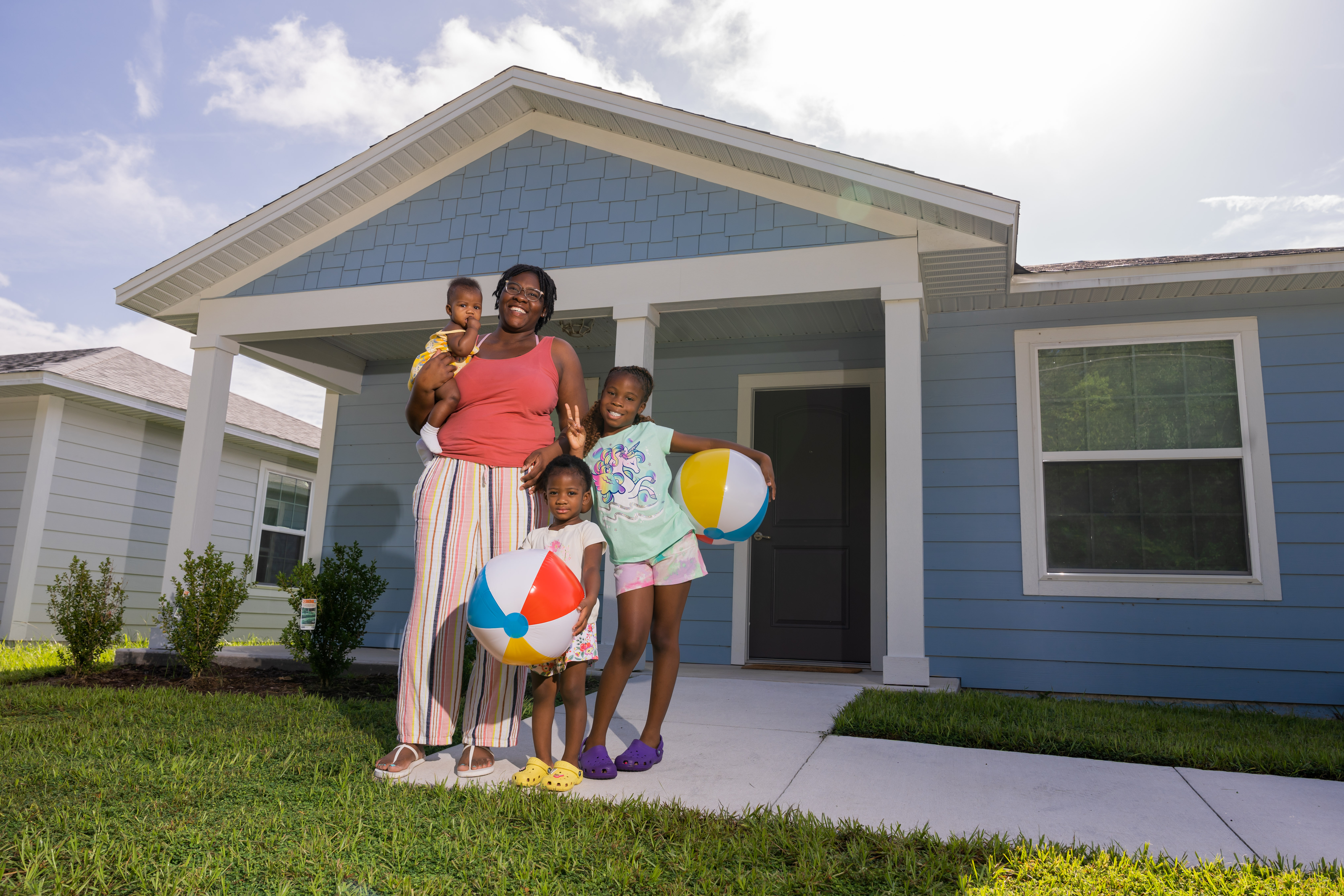 Habitat home means peace, love, and opportunity for Jaquira & her daughters